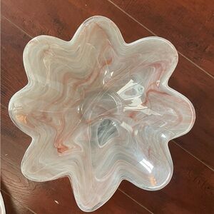 Glass Scalloped Edged Bowl